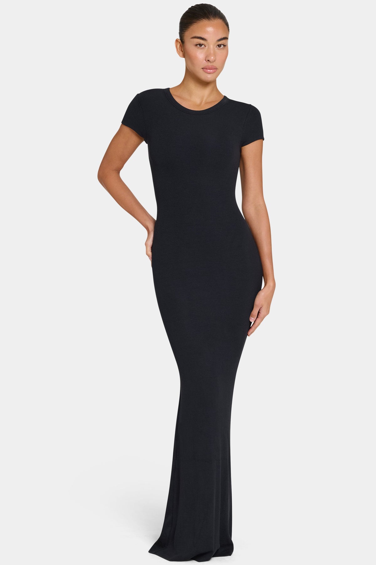Chic ButterCloud Cap Sleeve Maxi Dress in Black