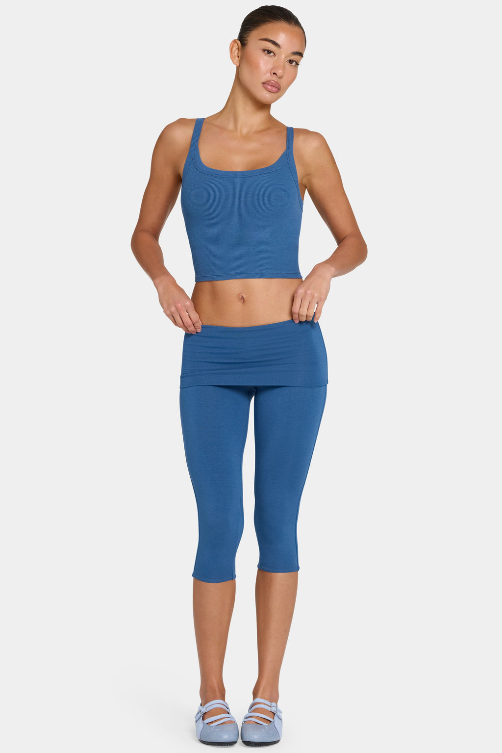 Chic ButterCloud Capri Leggings in Marine