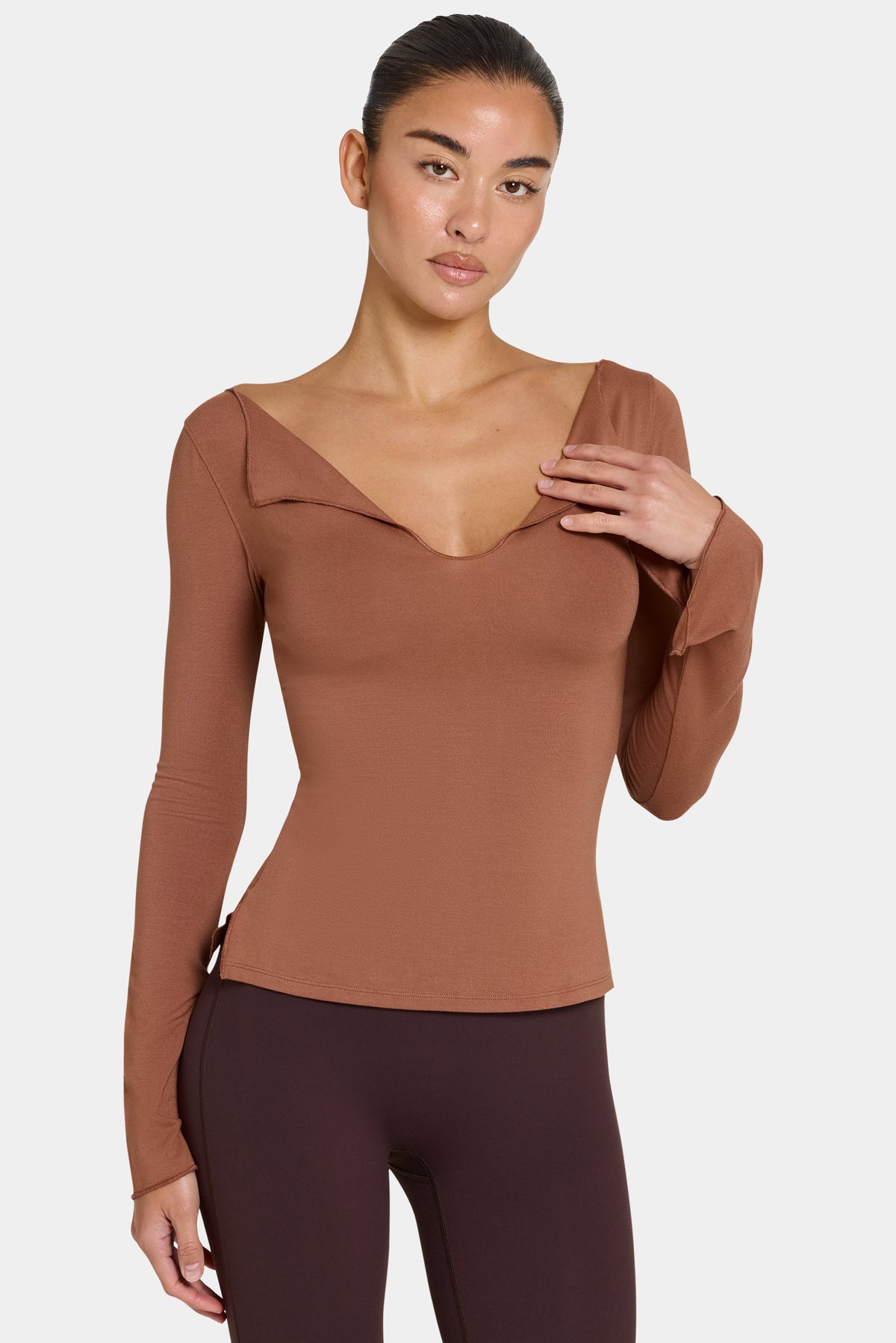Chic ButterCloud Long-Sleeve Top in Cocoa
