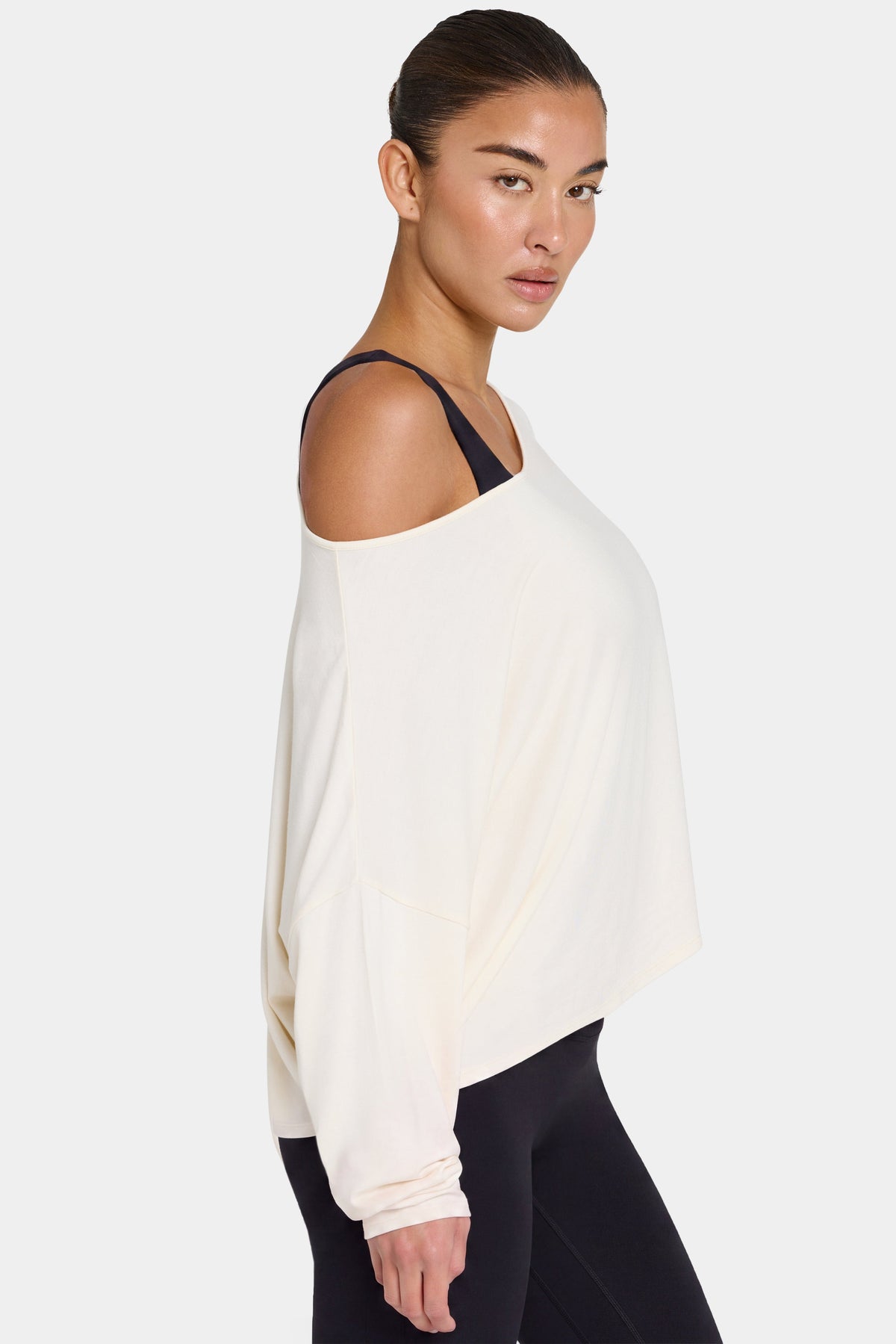 Chic ButterCloud Slouchy Off-Shoulder Top in Coconut