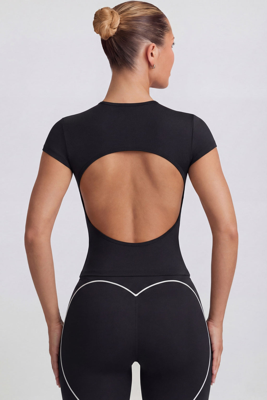 Chic Cut-Out Longline T-Shirt in Black