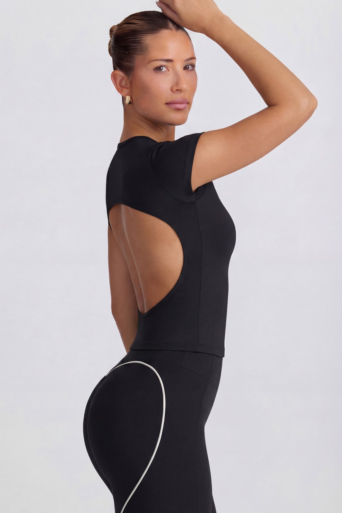 Chic Cut-Out Longline T-Shirt in Black