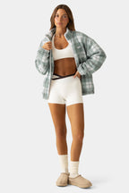 Chic Oversized Zip-Up Fleece in Matcha Plaid