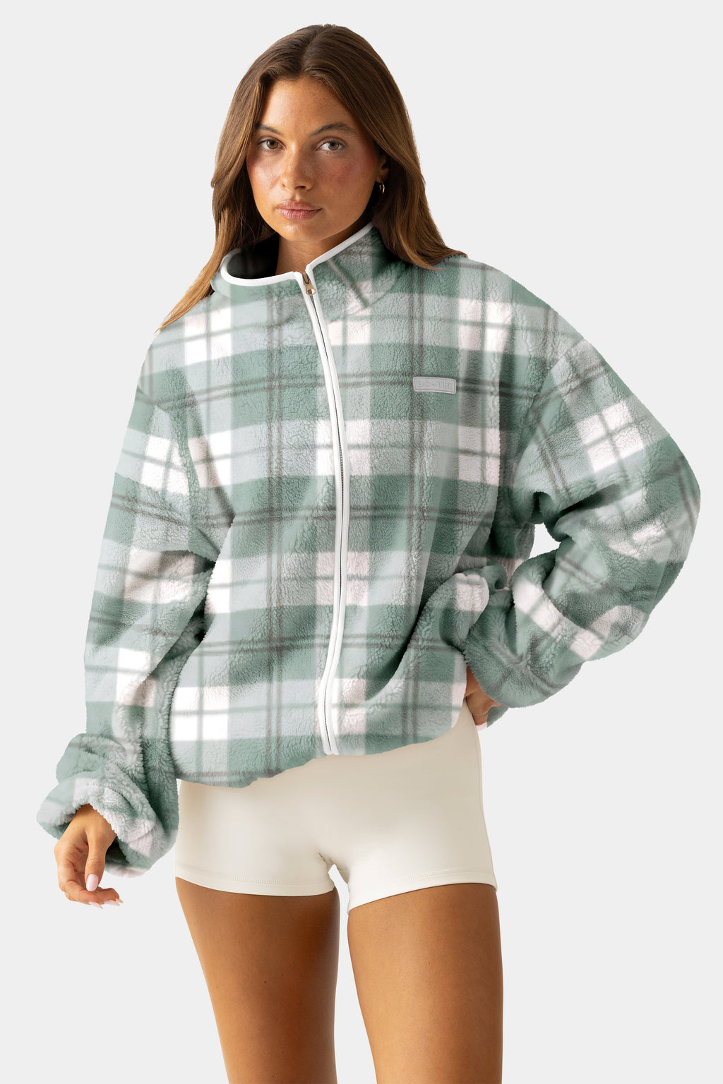 Chic Oversized Zip-Up Fleece in Matcha Plaid