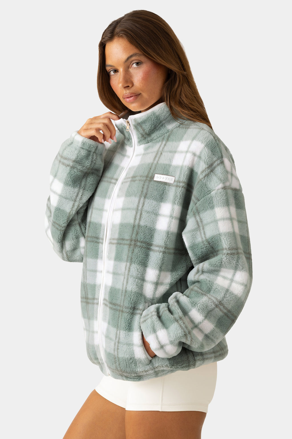 Chic Oversized Zip-Up Fleece in Matcha Plaid