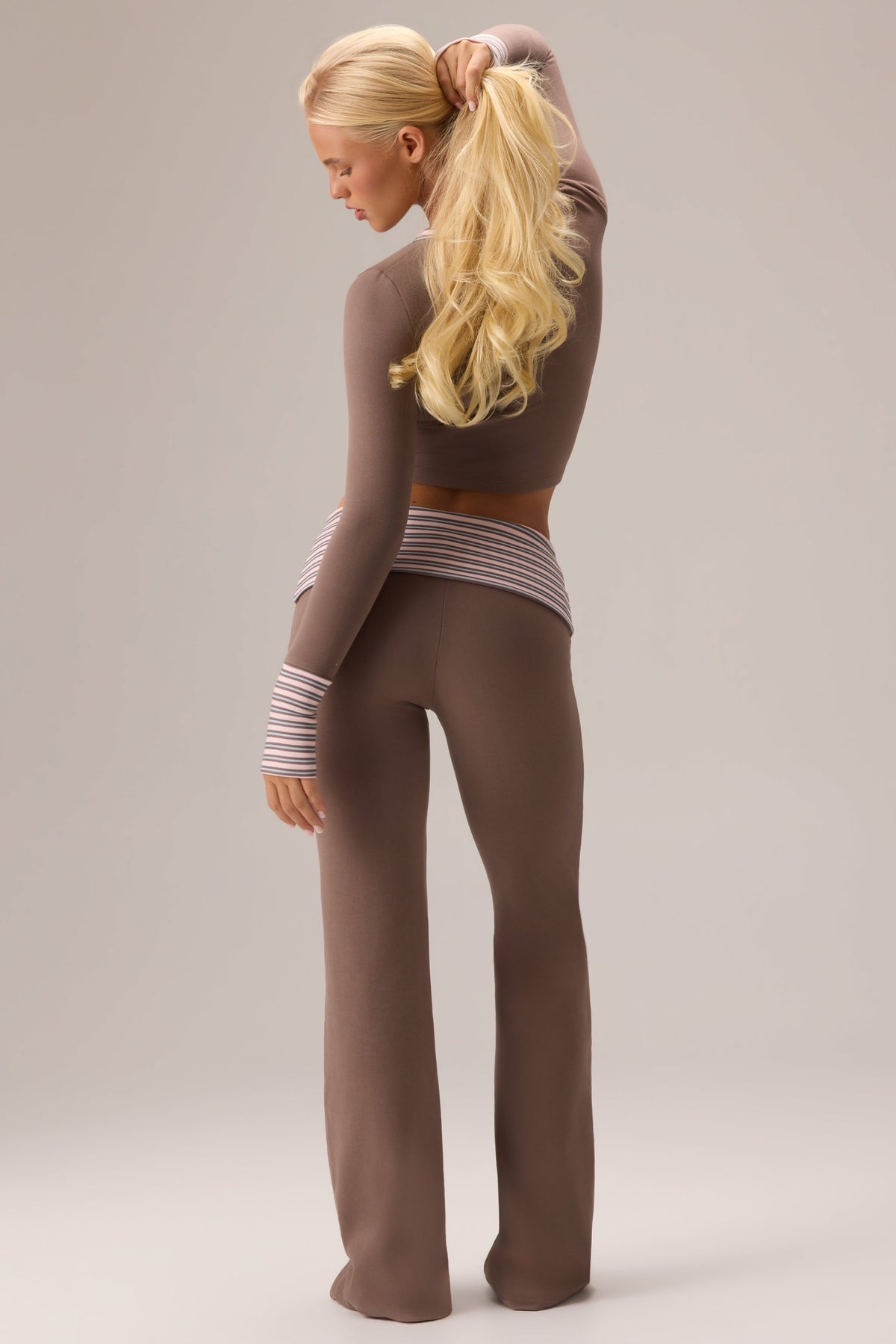 Chic Plush Jersey Long-Sleeve Top in Chestnut