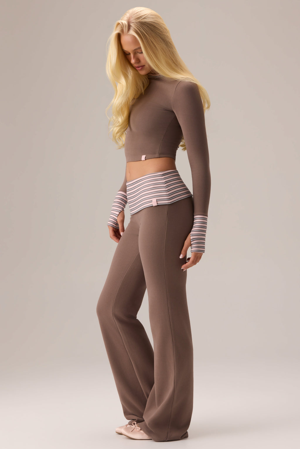Chic Plush Jersey Long-Sleeve Top in Chestnut