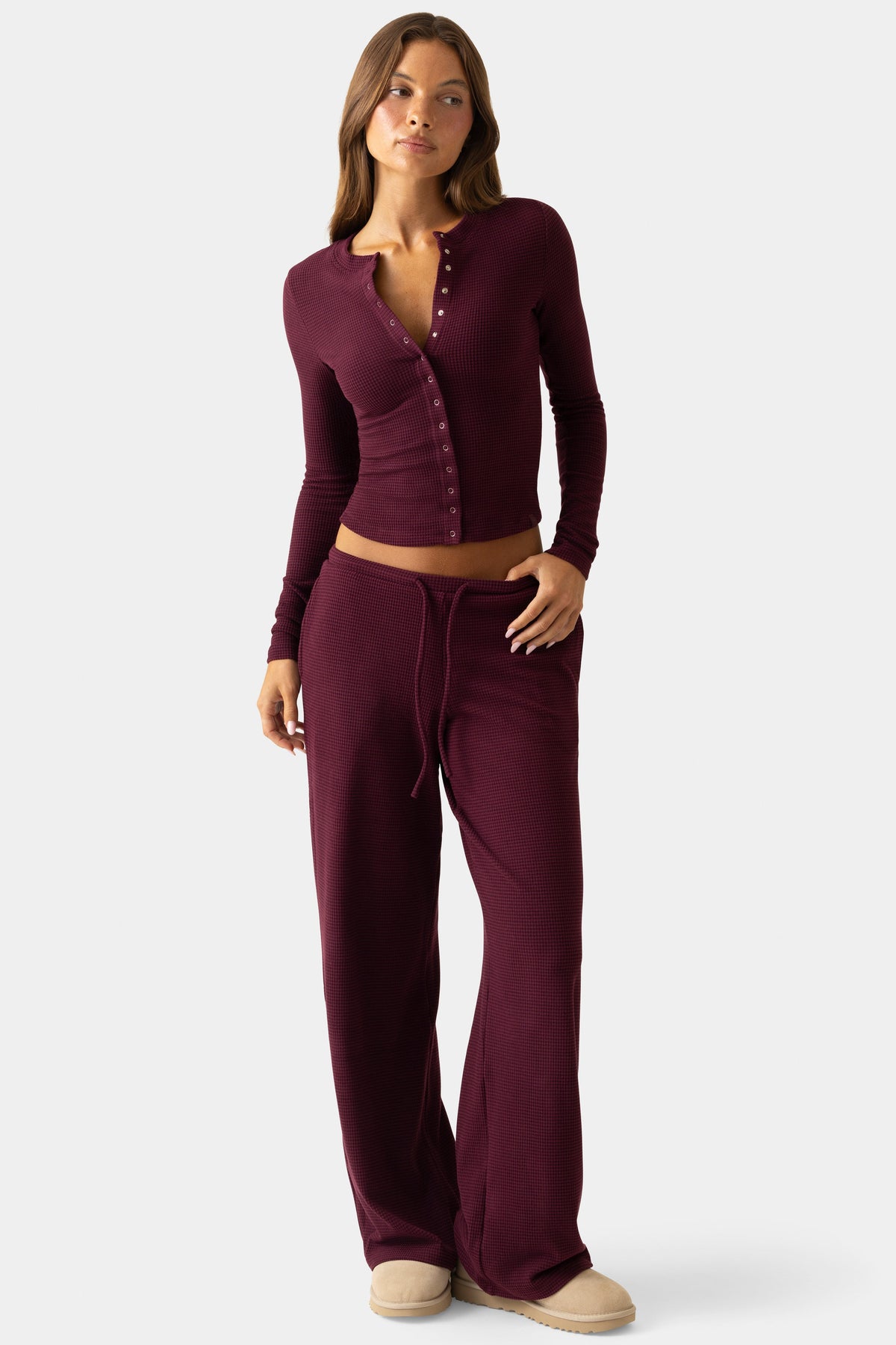 Chic Ribbed Jersey Crewneck Cardigan in Plum