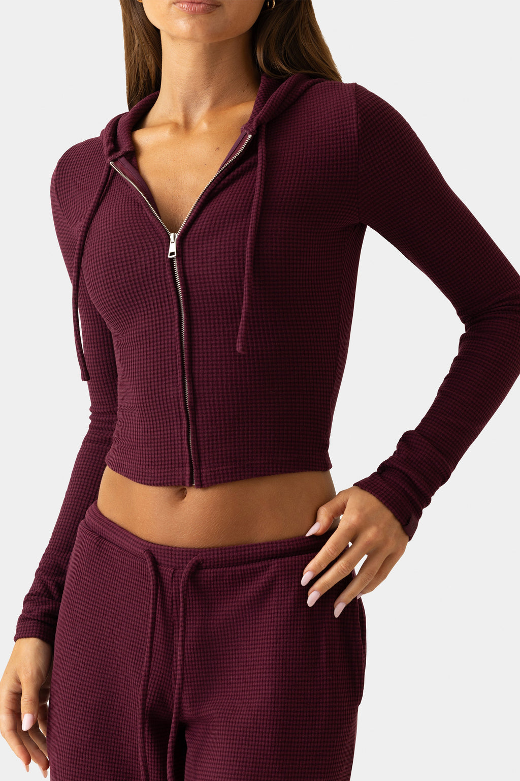 Chic Ribbed Jersey Cropped Hoodie in Plum
