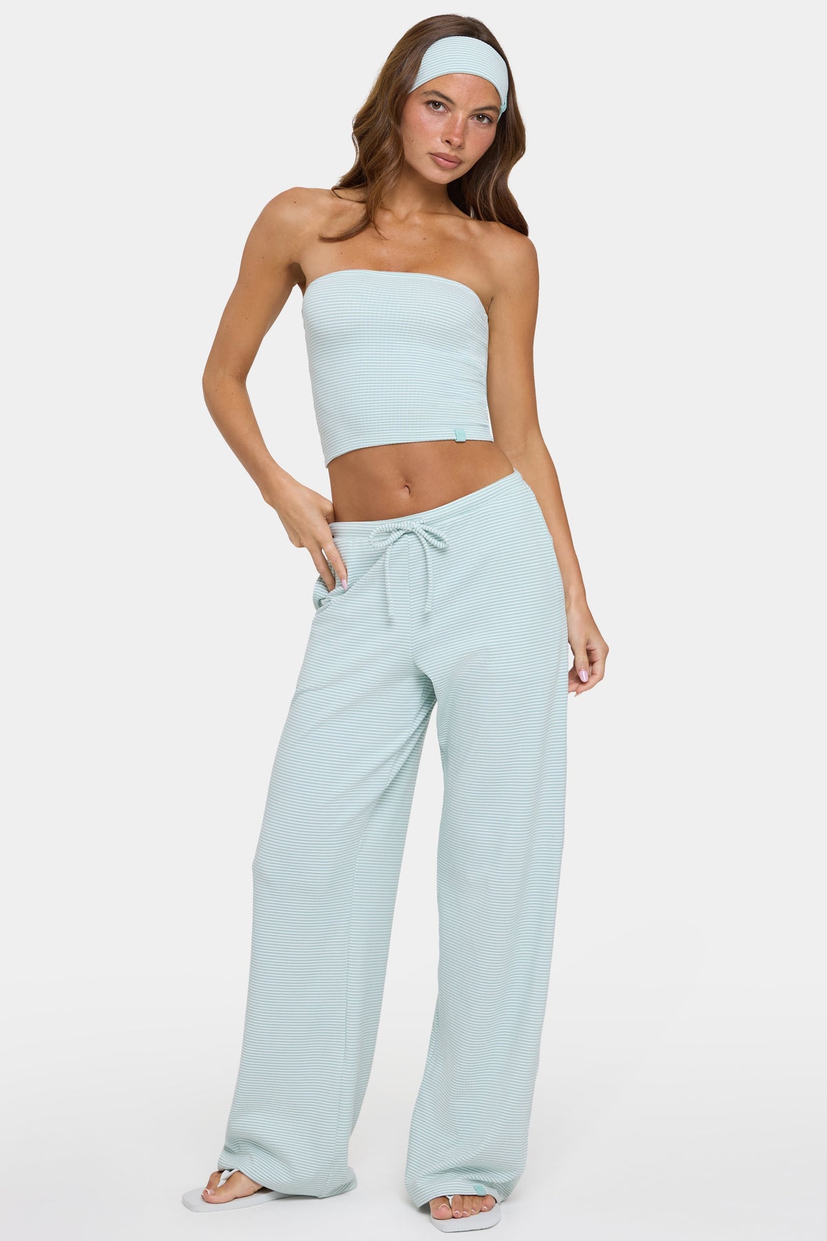 Chic Ribbed Jersey Low-Rise Trousers in Mint Stripe