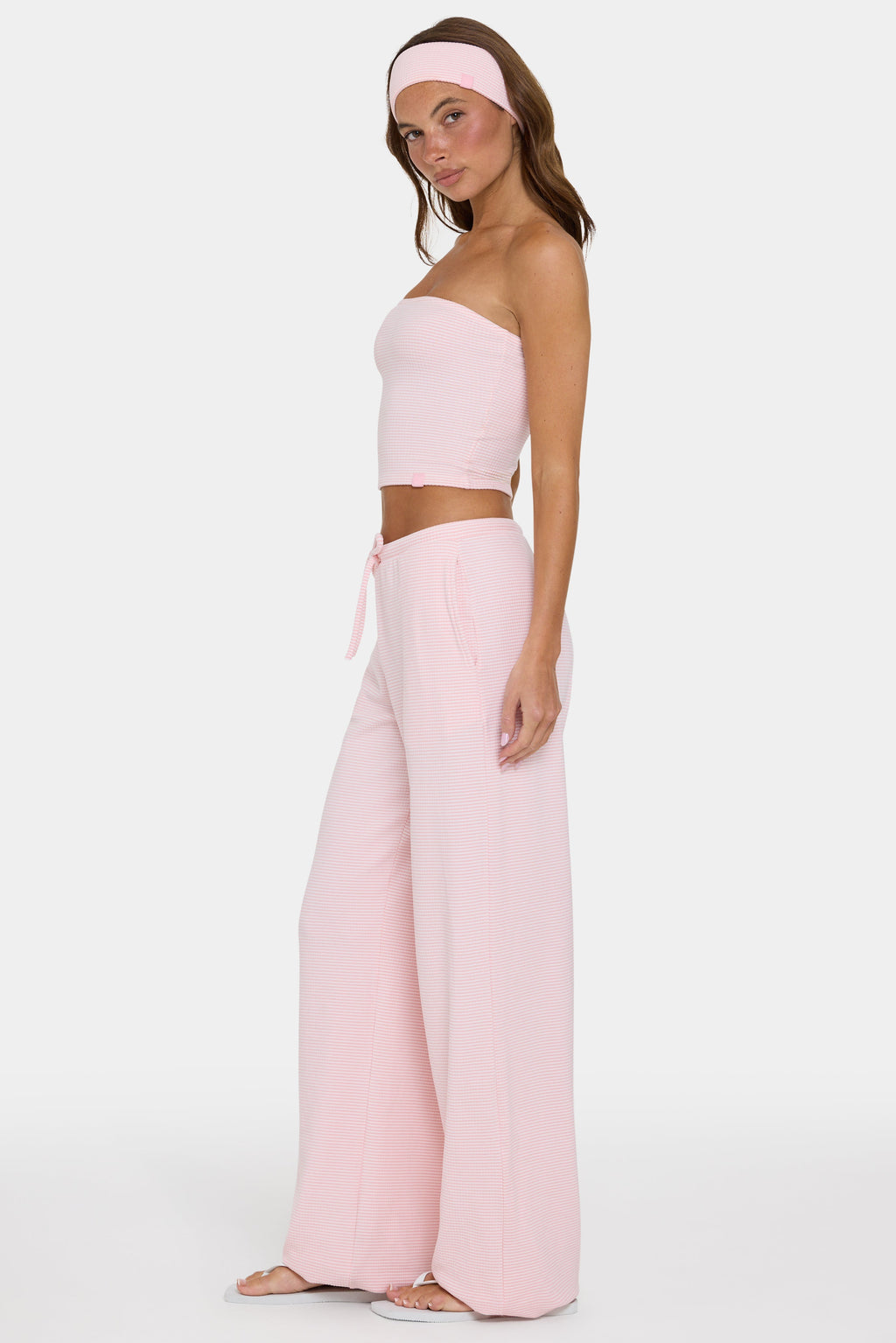 Chic Ribbed Jersey Low-Rise Trousers in Peach Stripe