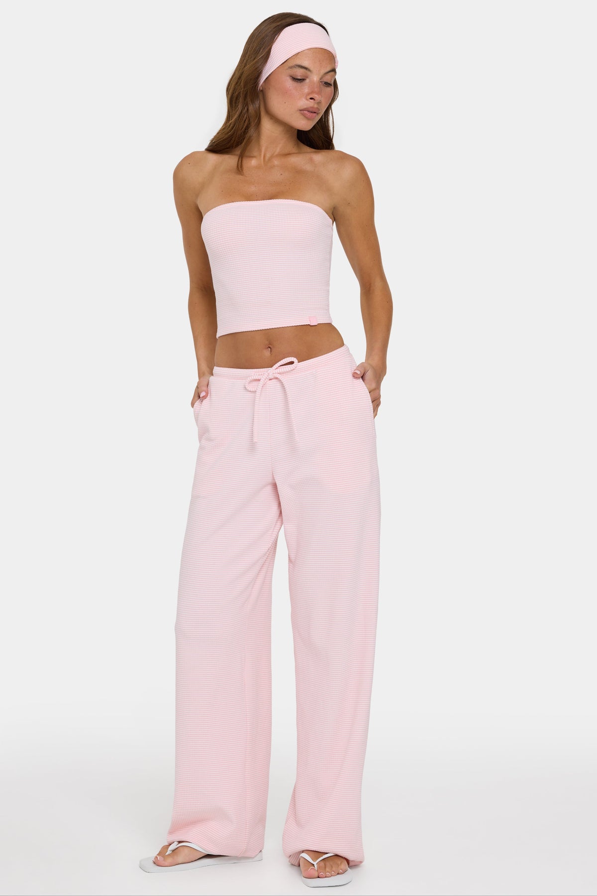 Chic Ribbed Jersey Low-Rise Trousers in Peach Stripe