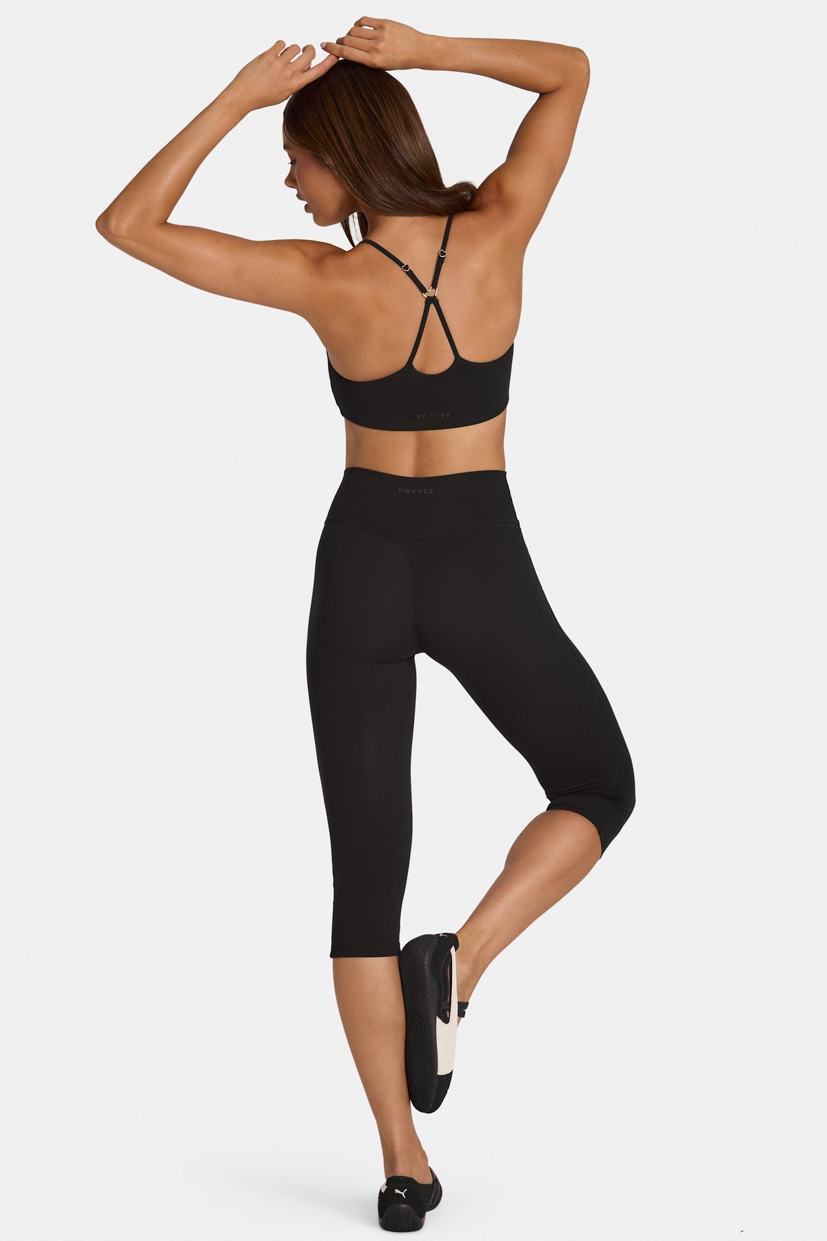 Chic Soft Active Capri Leggings in Black