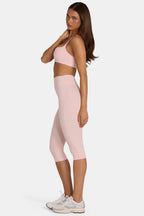 Chic Soft Active Capri Leggings in Blush Marl