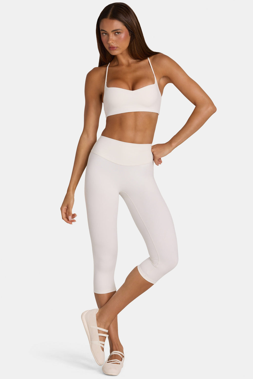 Chic Soft Active Capri Leggings in Coconut
