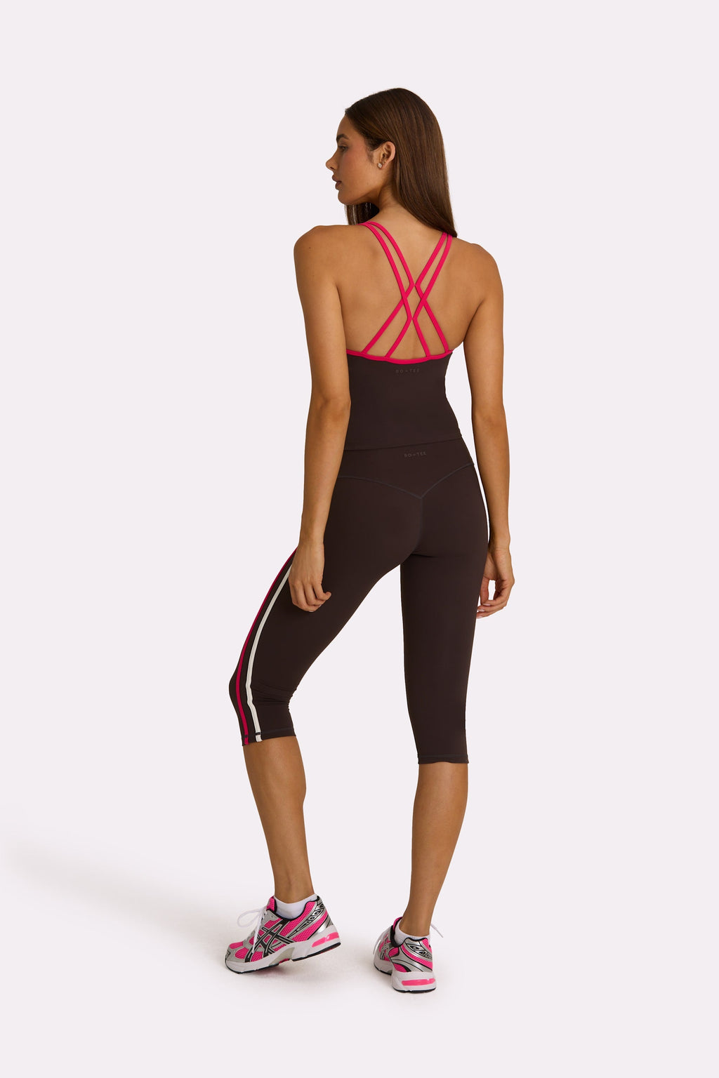 Chic Soft Active Capri Leggings in Truffle