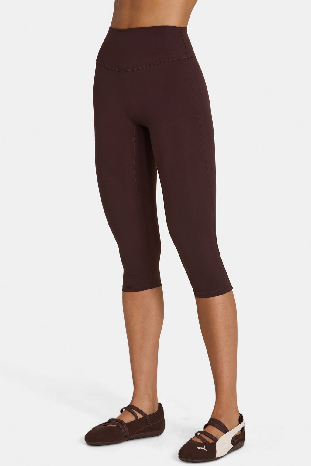 Chic Soft Active Capri Leggings in Espresso