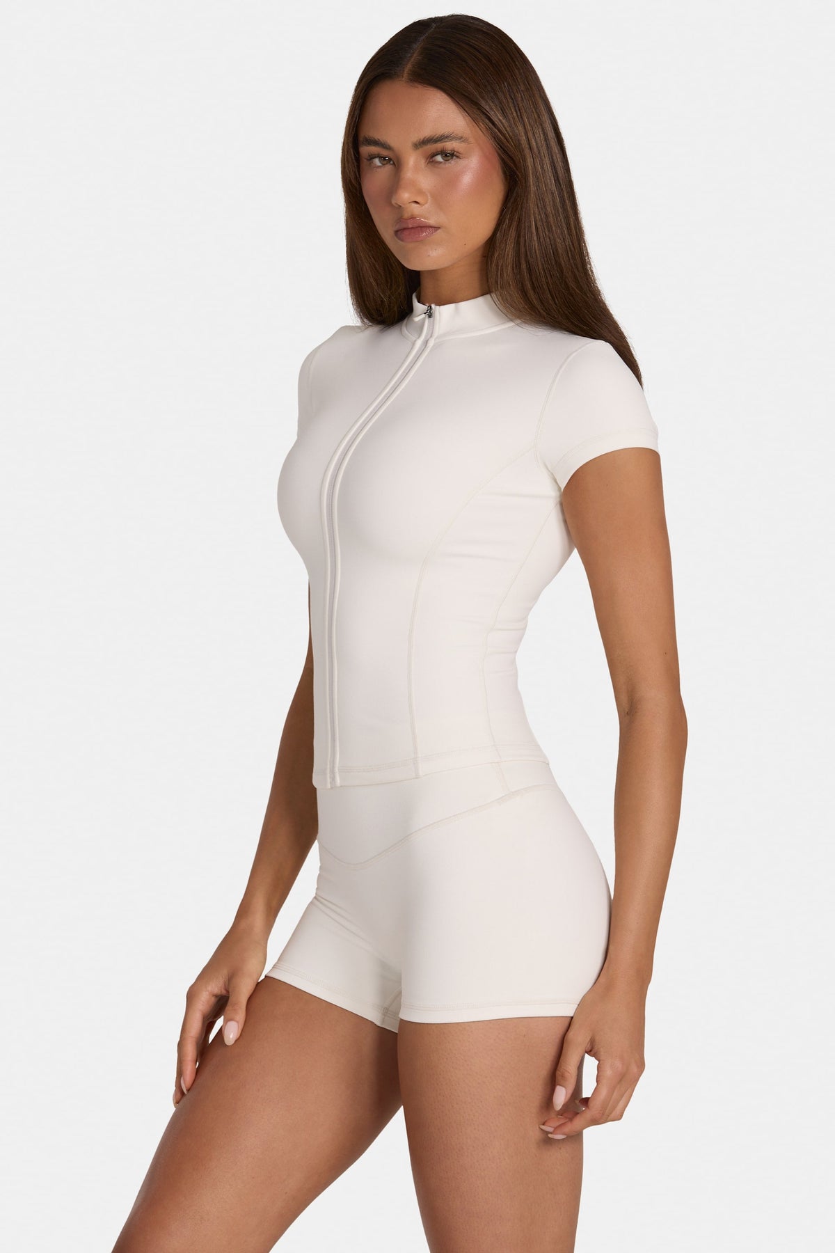Chic Soft Active Zip-Up Top in Coconut