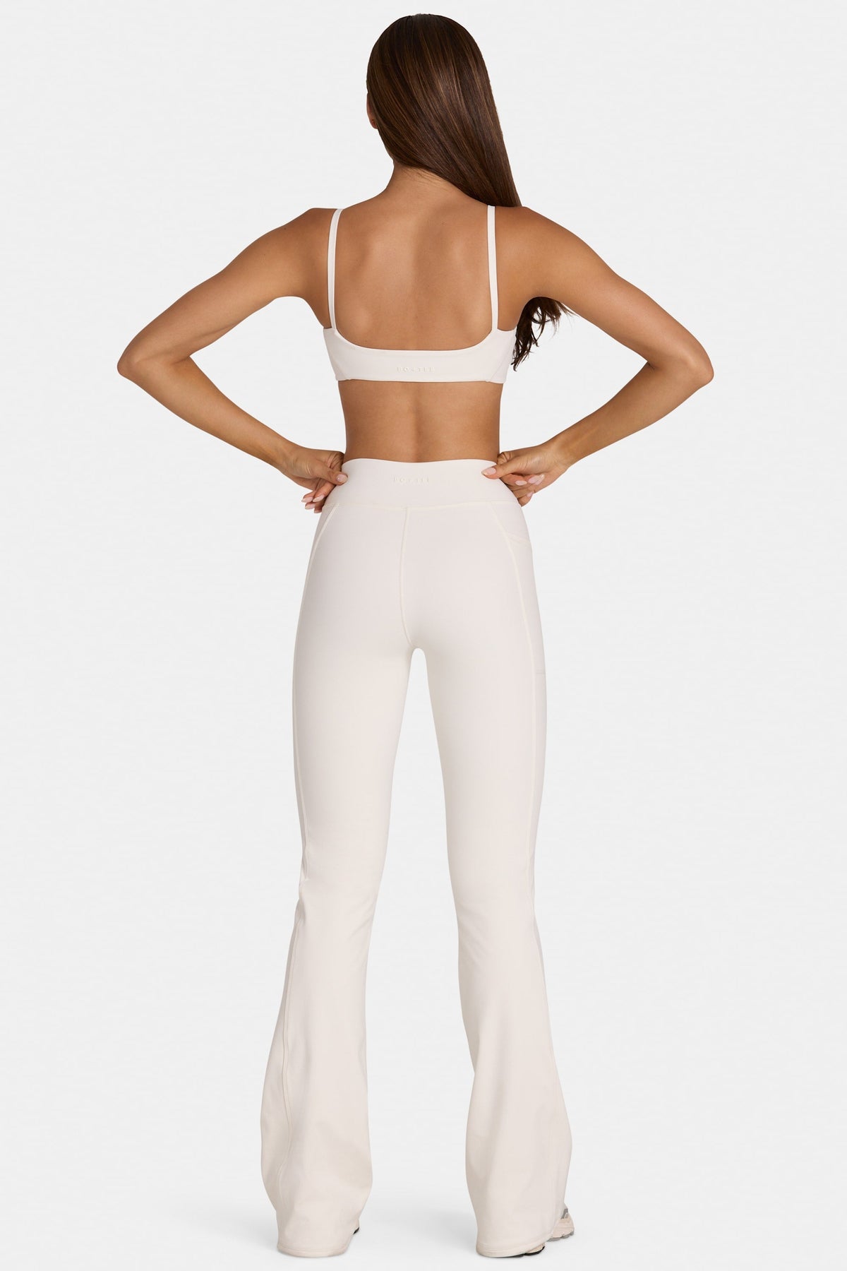 Chic Soft Active V-Waist Flared Leggings in Coconut