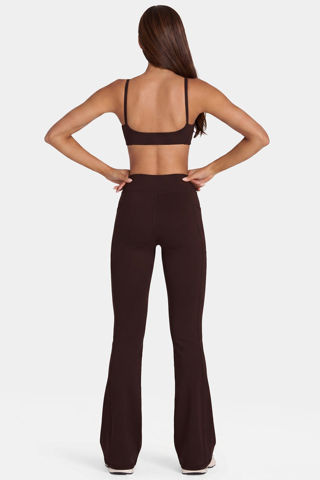 Chic Soft Active V-Waist Flared Leggings in Espresso