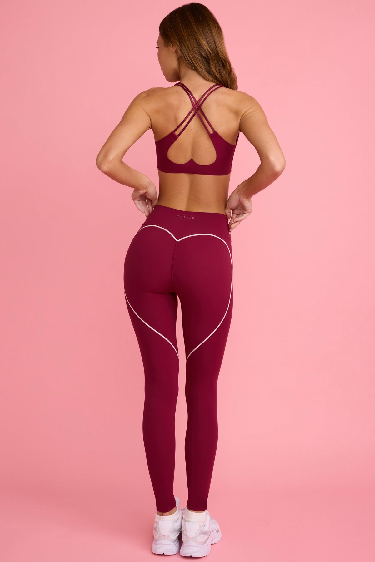 Chic Soft Active Mid-Rise Leggings in Cherry