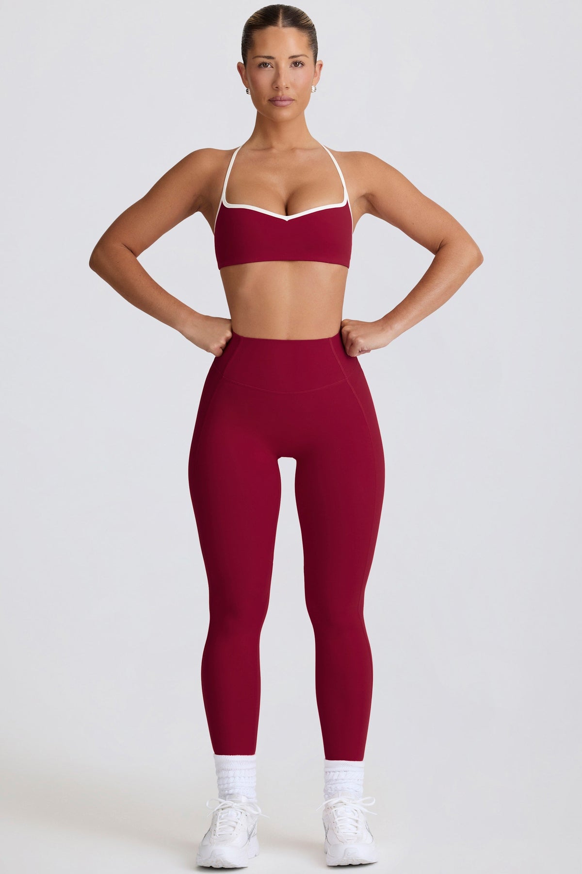 Chic Soft Active Mid-Rise Leggings in Cherry