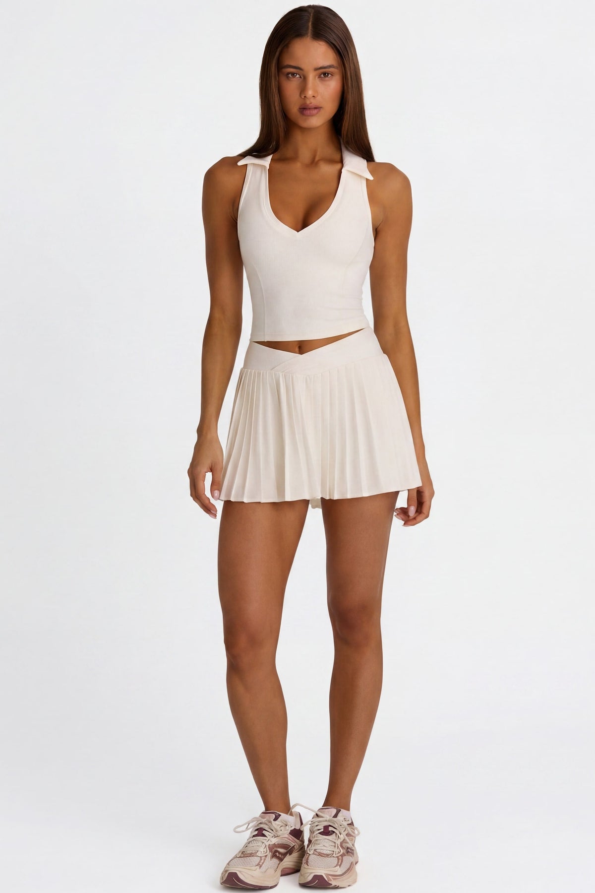 Chic Soft Active Crossover Pleated Mini Skort in Coconut