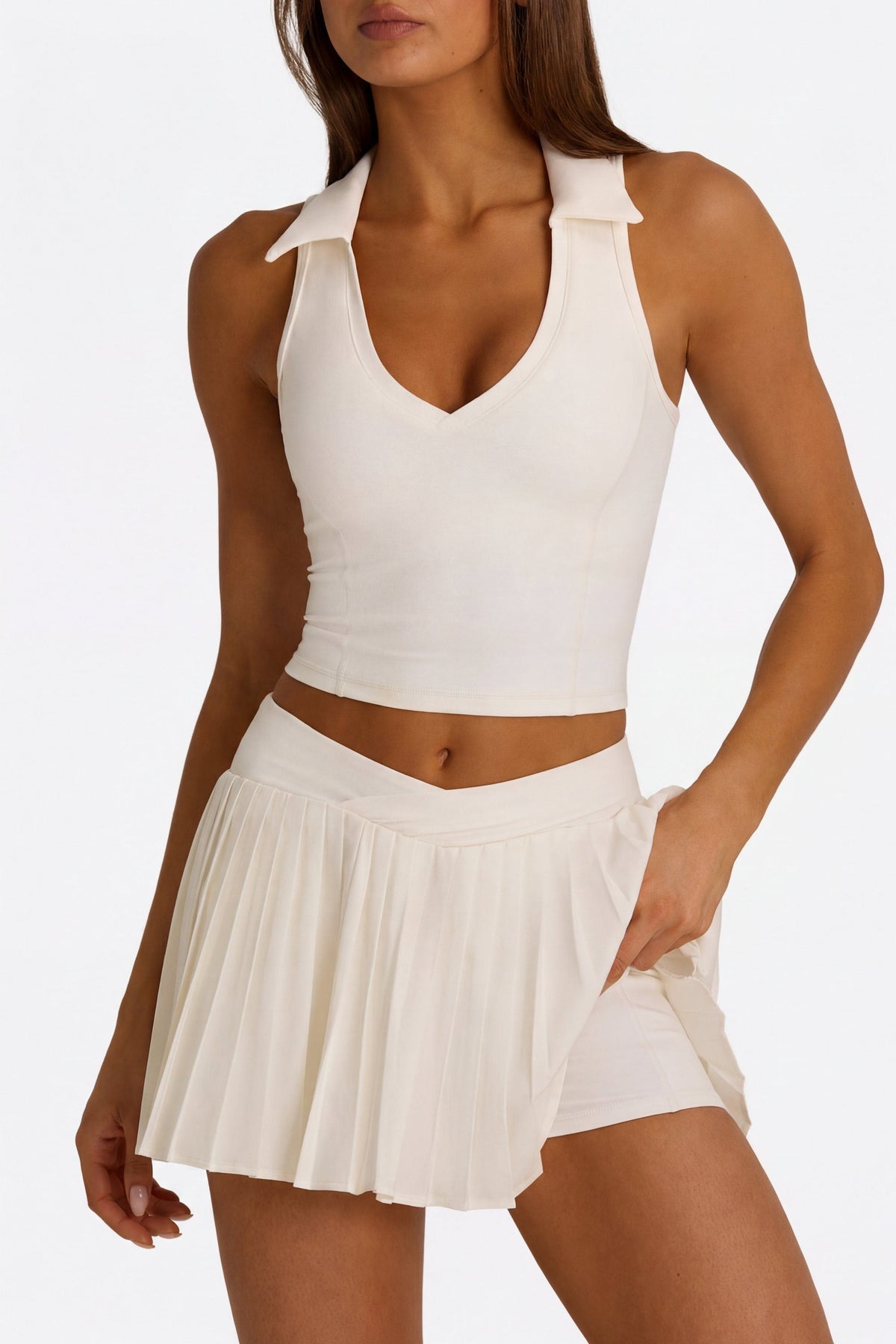 Chic Soft Active Crossover Pleated Mini Skort in Coconut