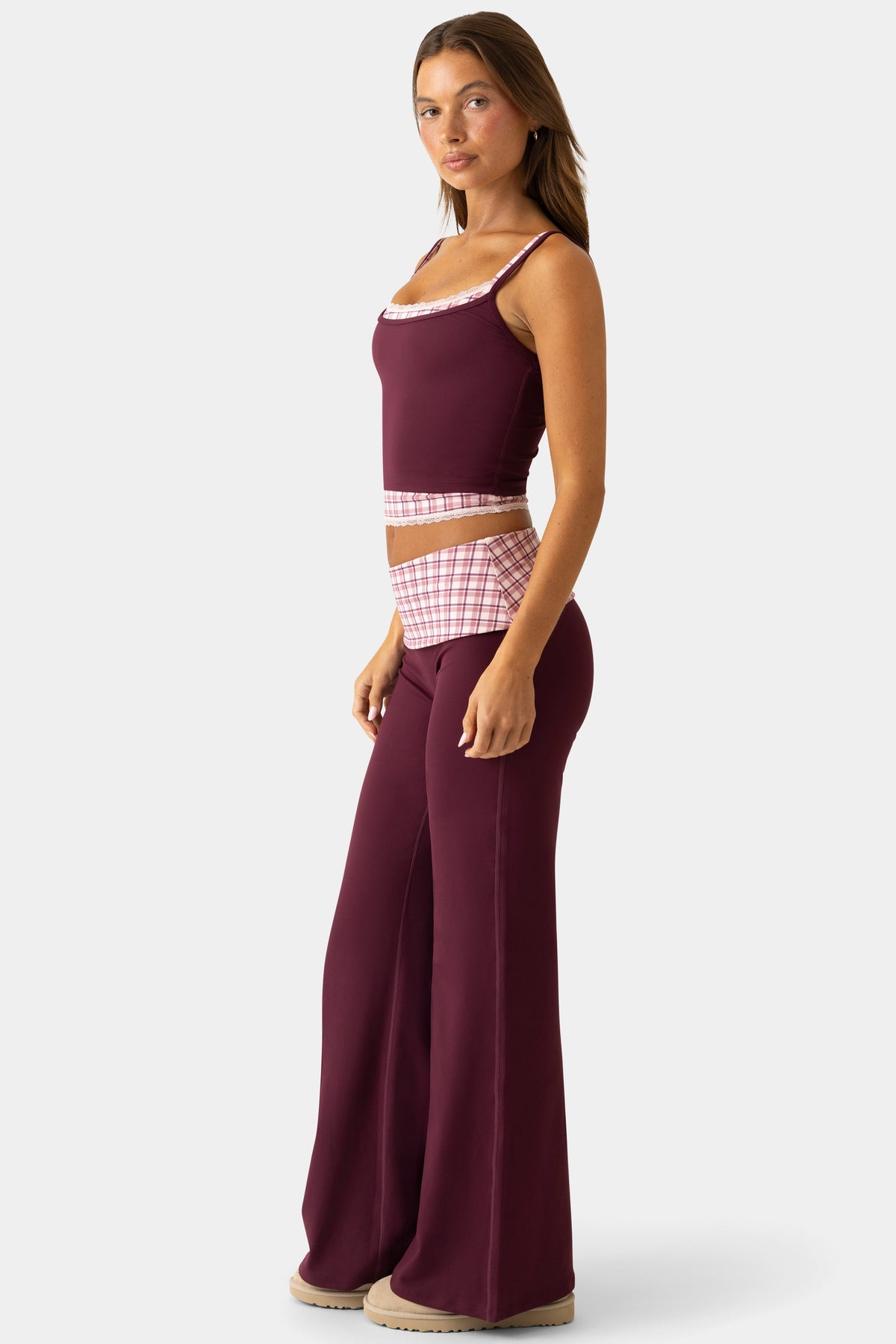 Chic Soft Active Wide-Leg Trousers in Plum