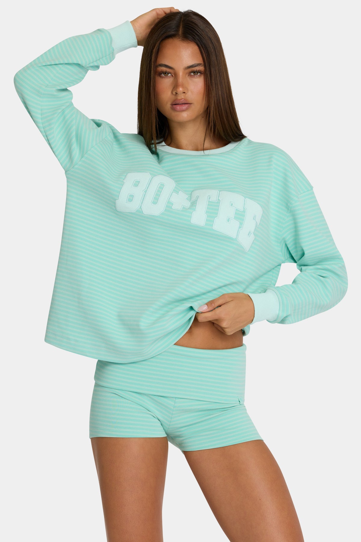 Chic Brushed Jersey Crewneck Sweatshirt in Aqua Stripe