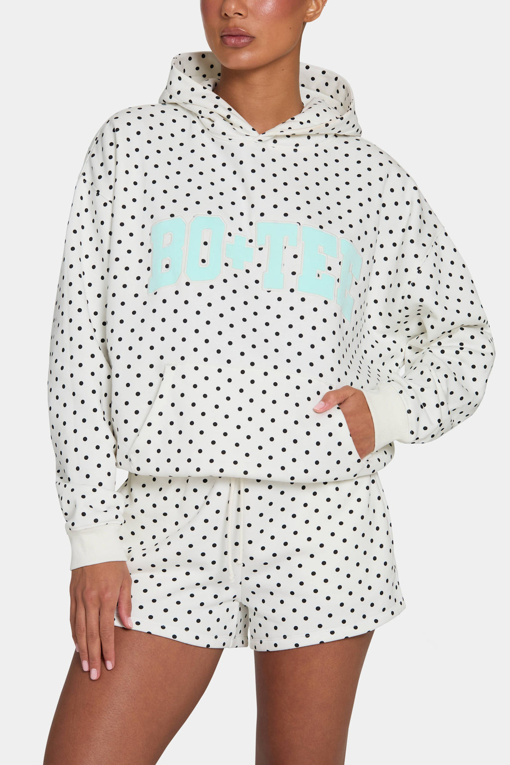 Chic Sweat Shorts in Coconut Polka Dot