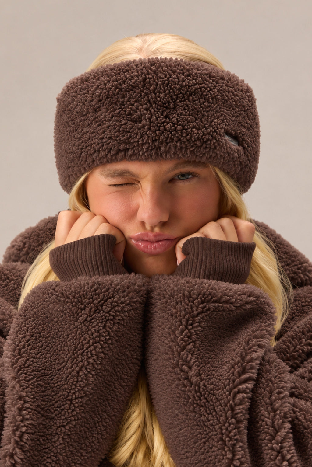 Chic Teddy Fleece Headband in Chestnut