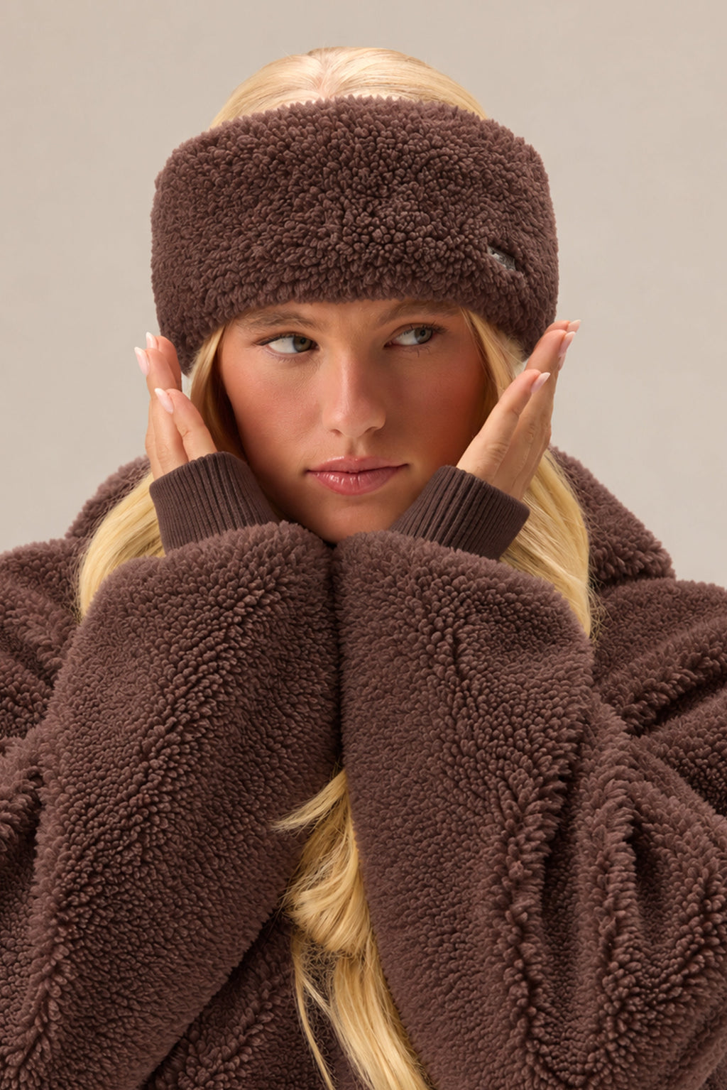 Chic Teddy Fleece Headband in Chestnut