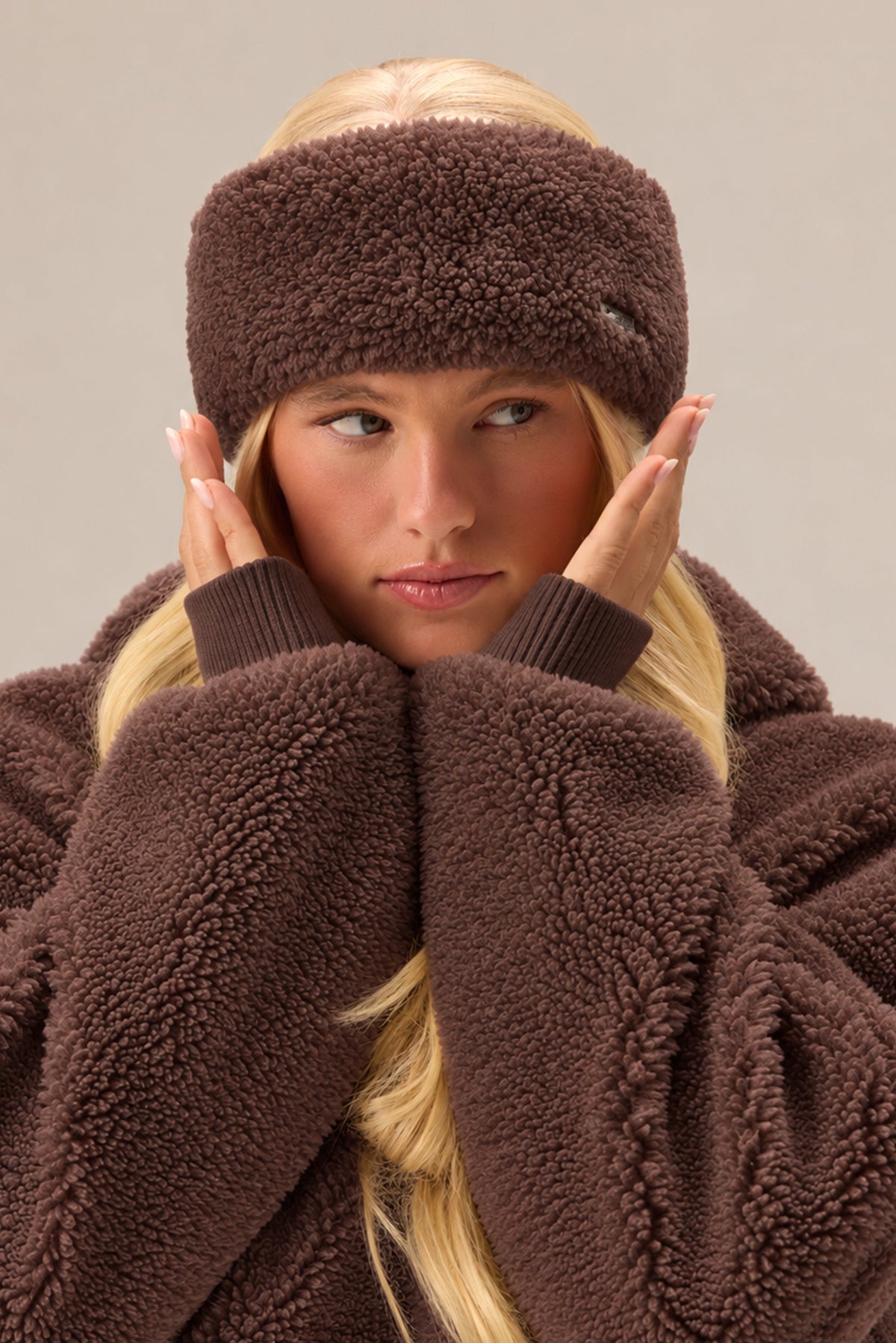 Chic Teddy Fleece Headband in Chestnut