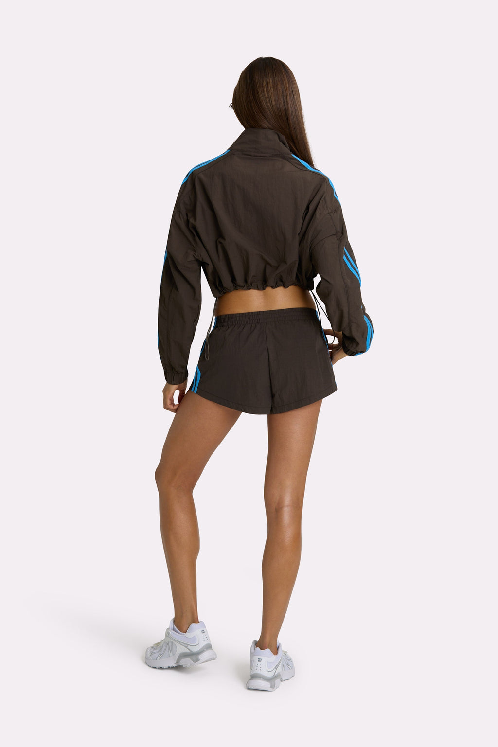 Chic Woven Track Shorts in Truffle