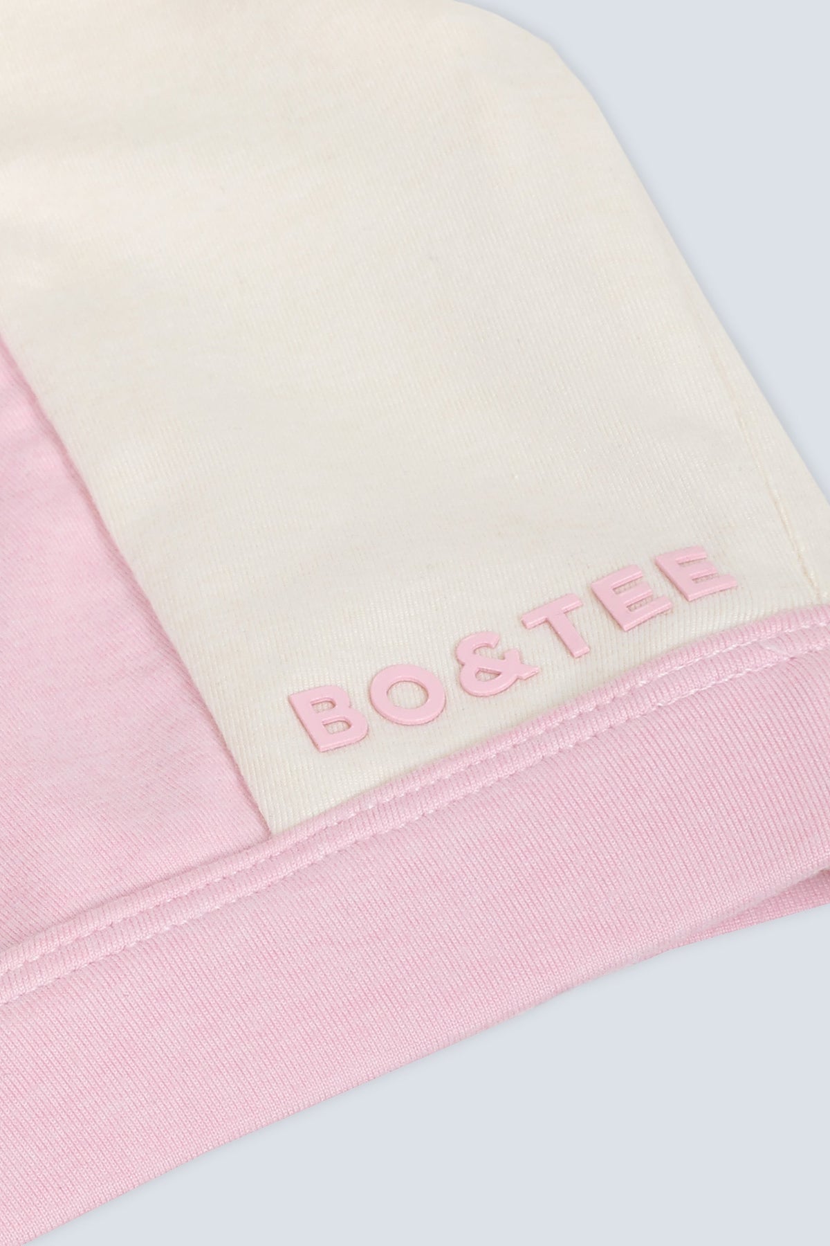 Chic Contrast Sports Bra in Bloom
