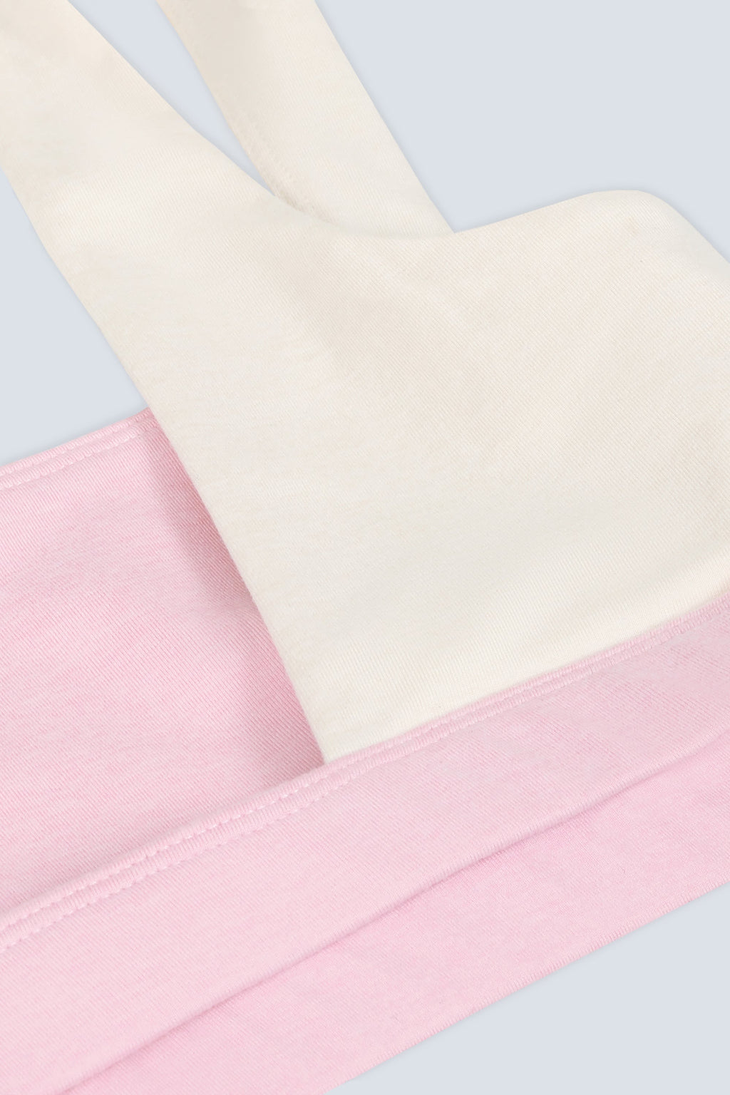 Chic Contrast Sports Bra in Bloom