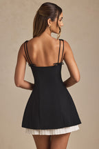 Chic Bow-Detail Pleated A-Line Mini Dress in Black