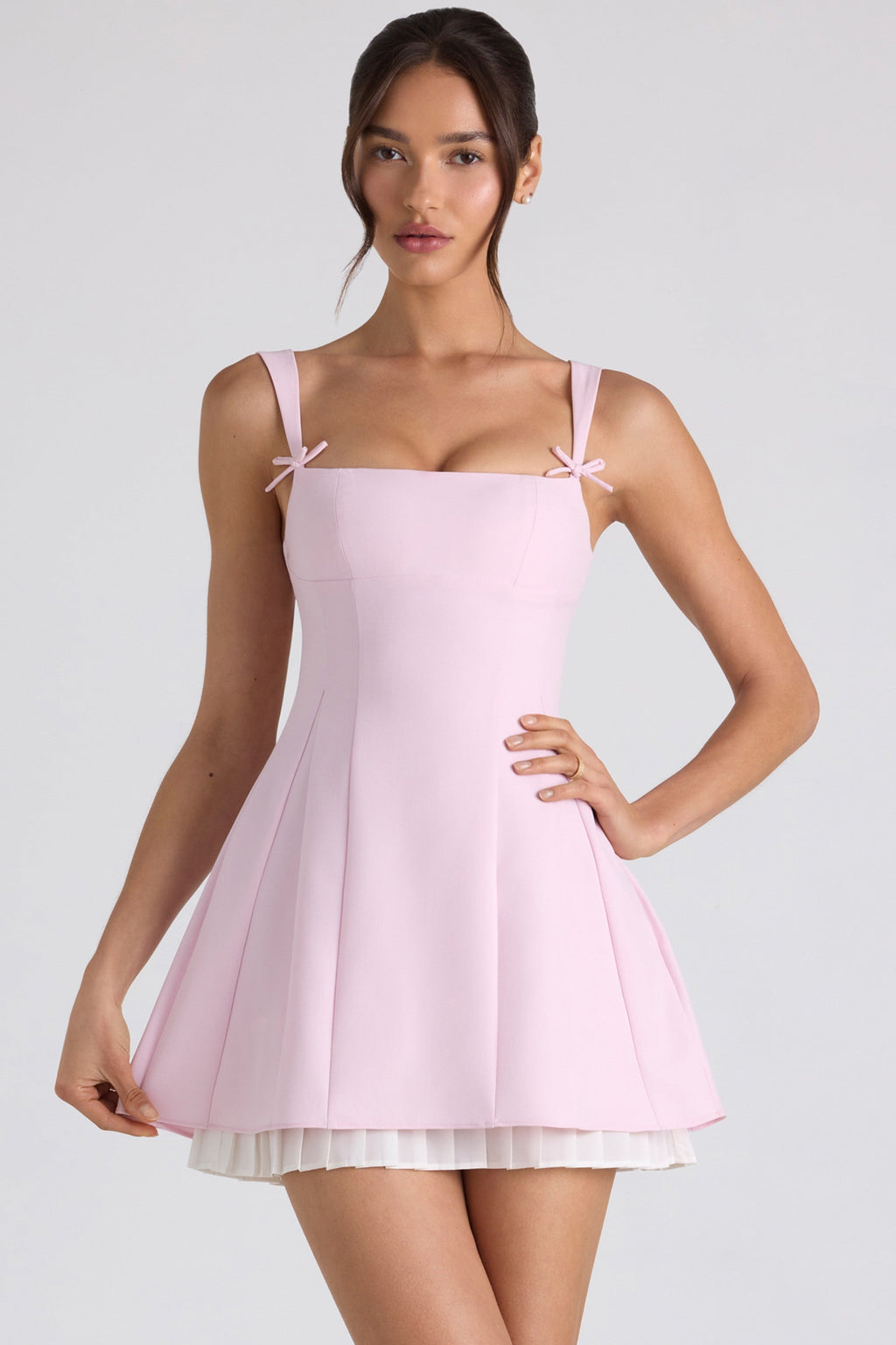 Chic Bow-Detail Pleated A-Line Mini Dress in Soft Pink