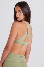 Chic Crossback V-Neck Sports Bra in Matcha