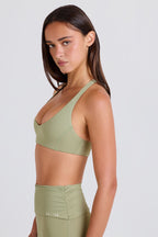 Chic Crossback V-Neck Sports Bra in Matcha