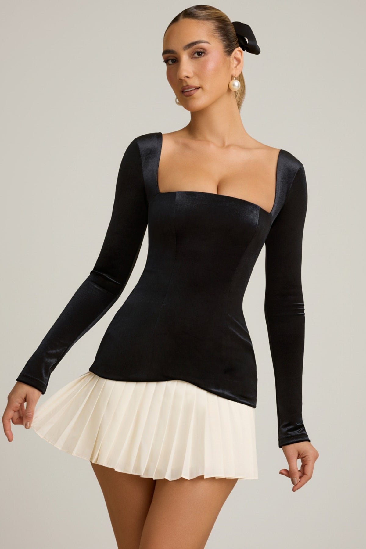Chic Layered Pleated Corset Mini Dress in Black