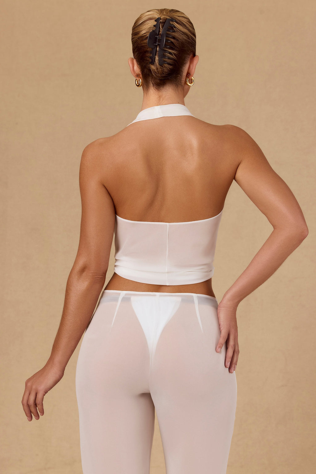 Chic Tie-Front Halterneck Crop Top in White