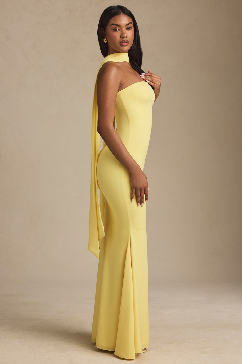 Chic Scarf-Detail Strapless Gown in Pastel Yellow