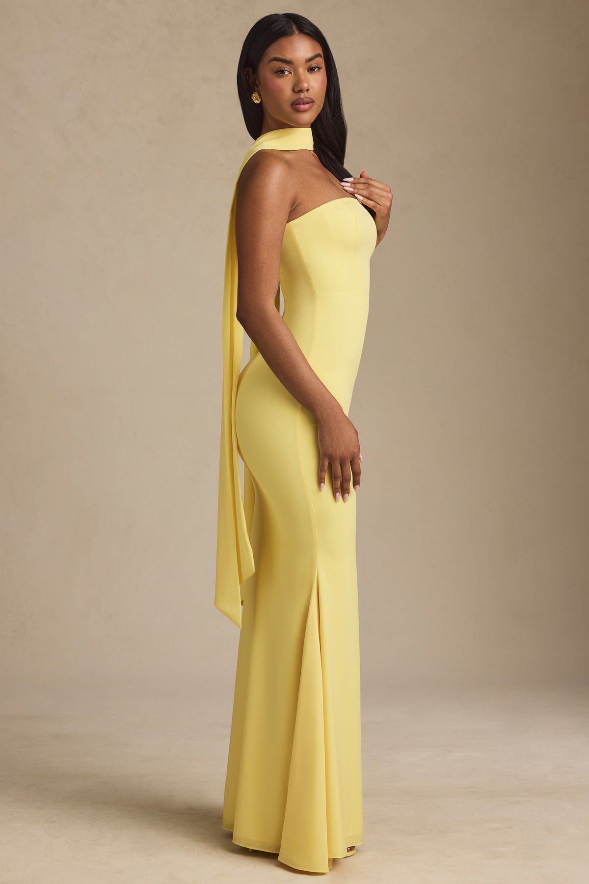 Chic Scarf-Detail Strapless Gown in Pastel Yellow