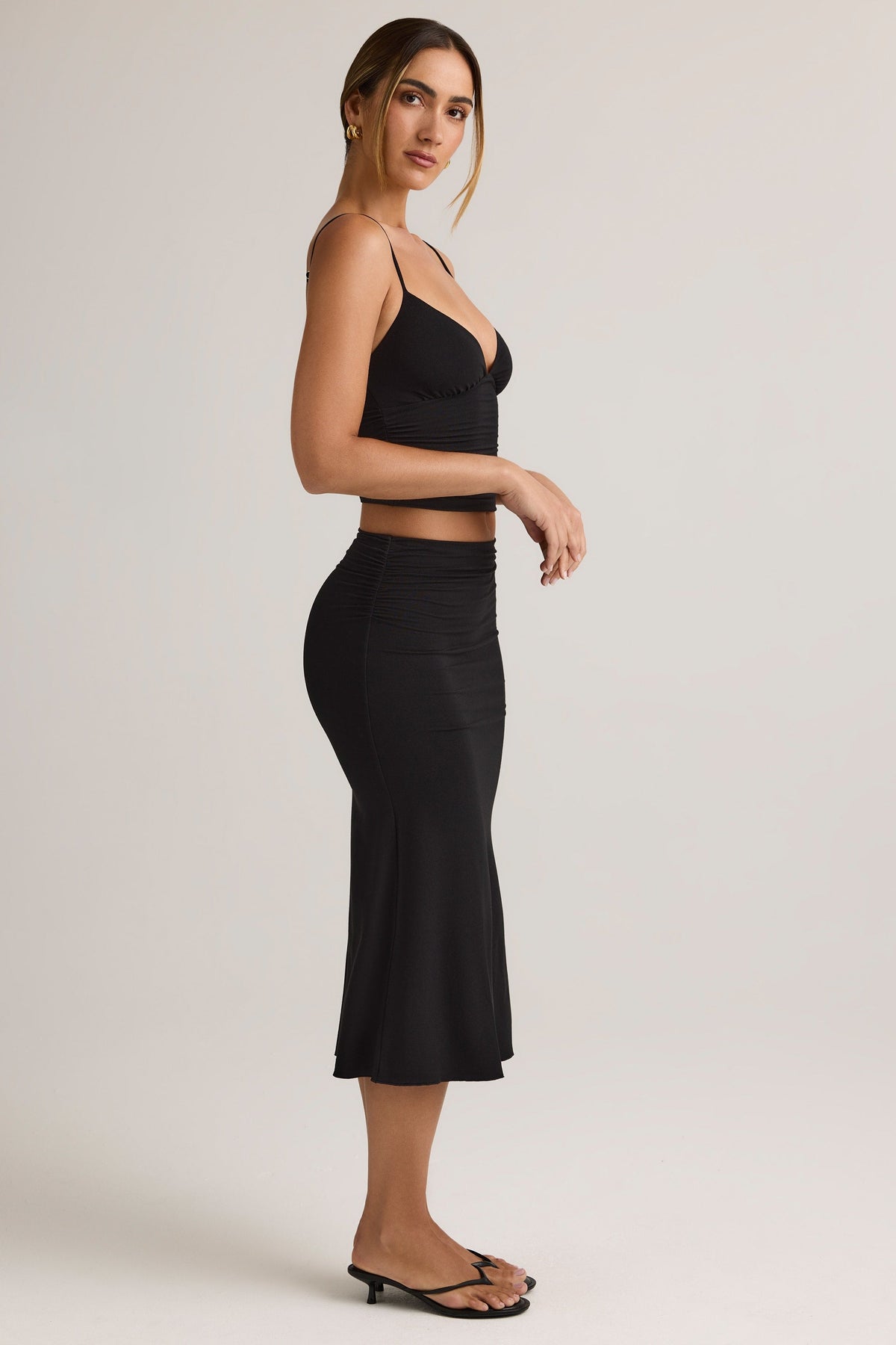 Chic Modal Ruched Mid-Rise Midaxi Skirt in Black