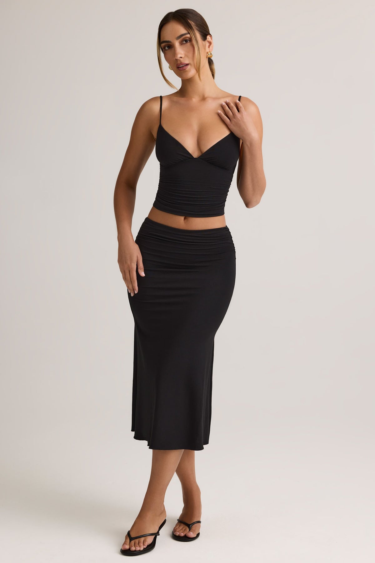 Chic Modal Ruched Mid-Rise Midaxi Skirt in Black