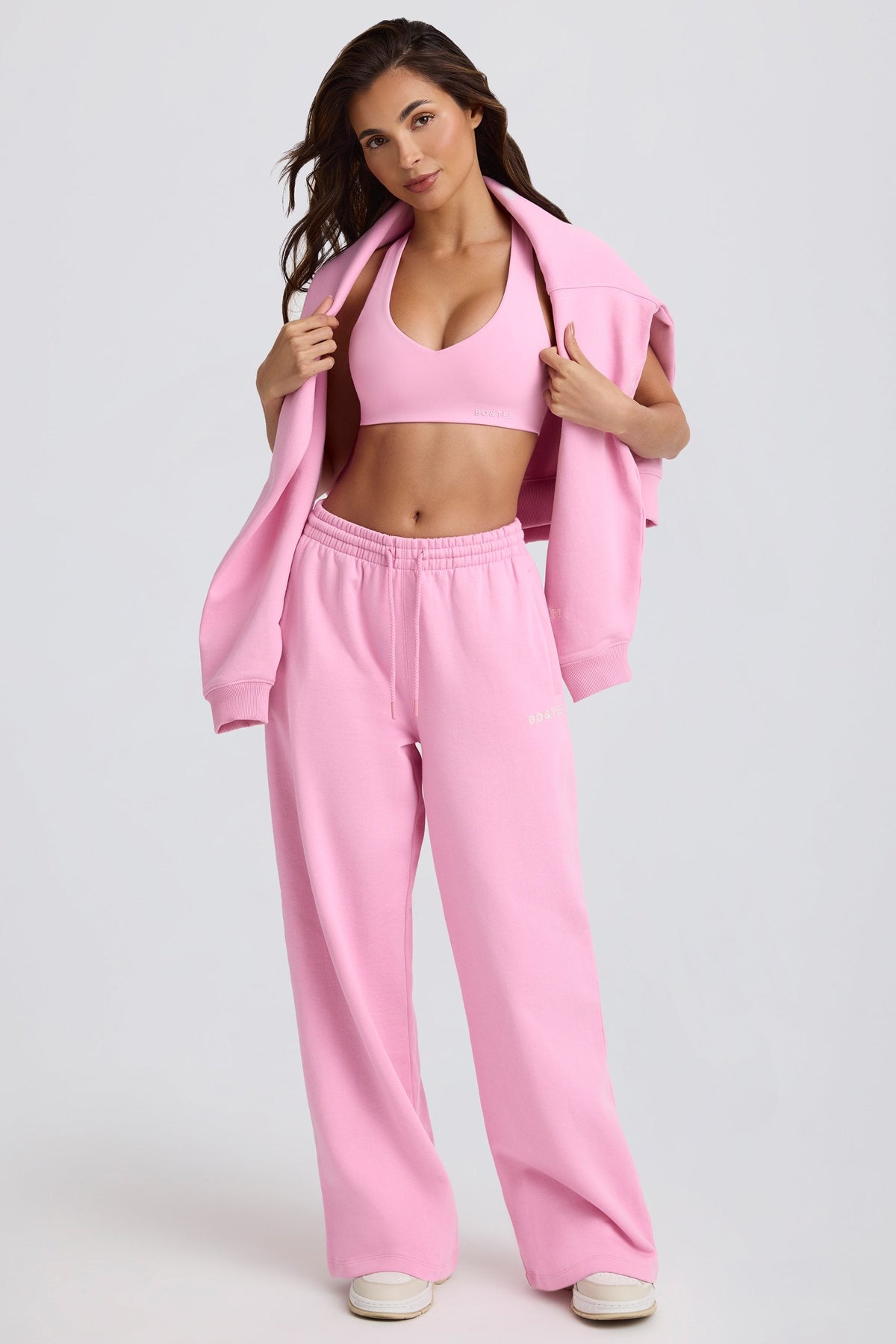 Chic Soft Cotton Jersey Mid-Rise Wide-Leg Joggers in Baby Pink