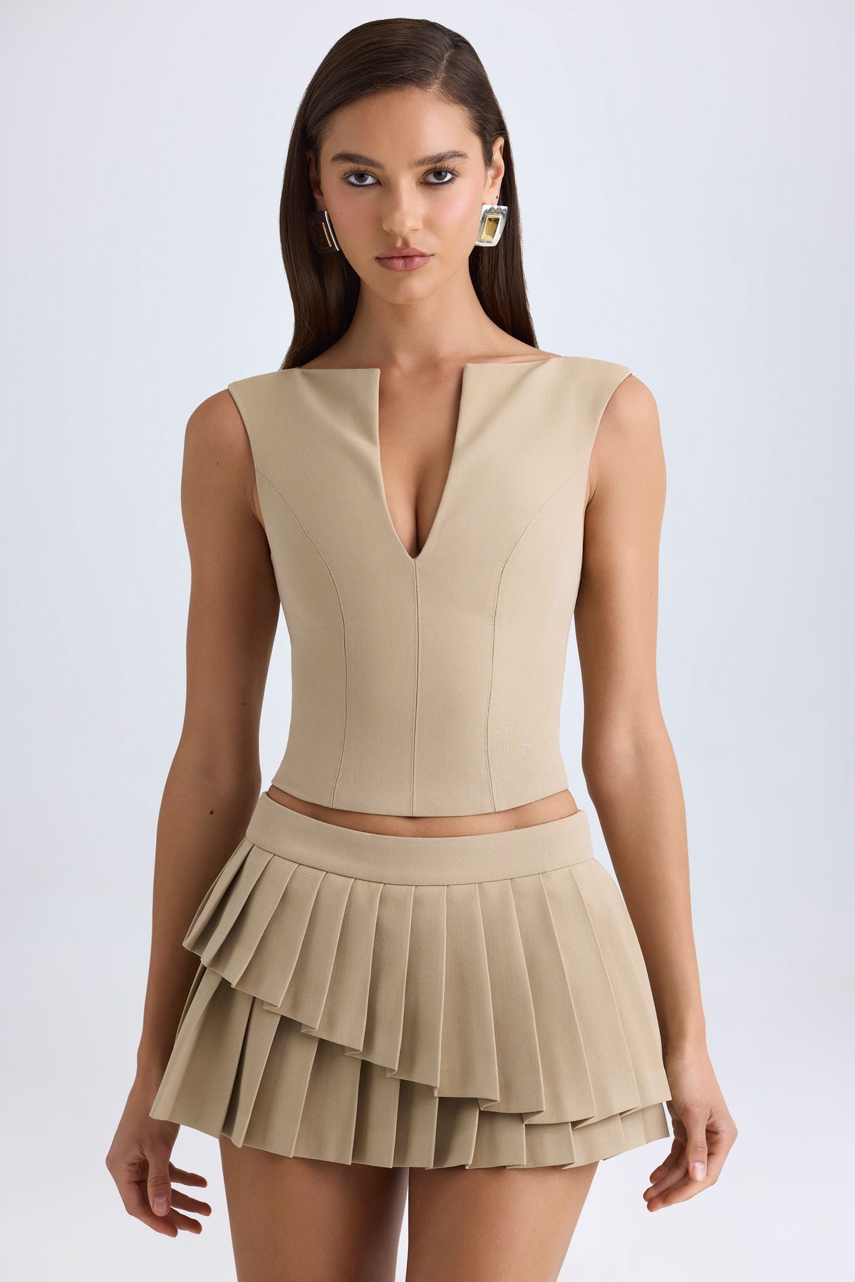 Chic Layered Pleated Low-Rise Mini Skirt in Camel
