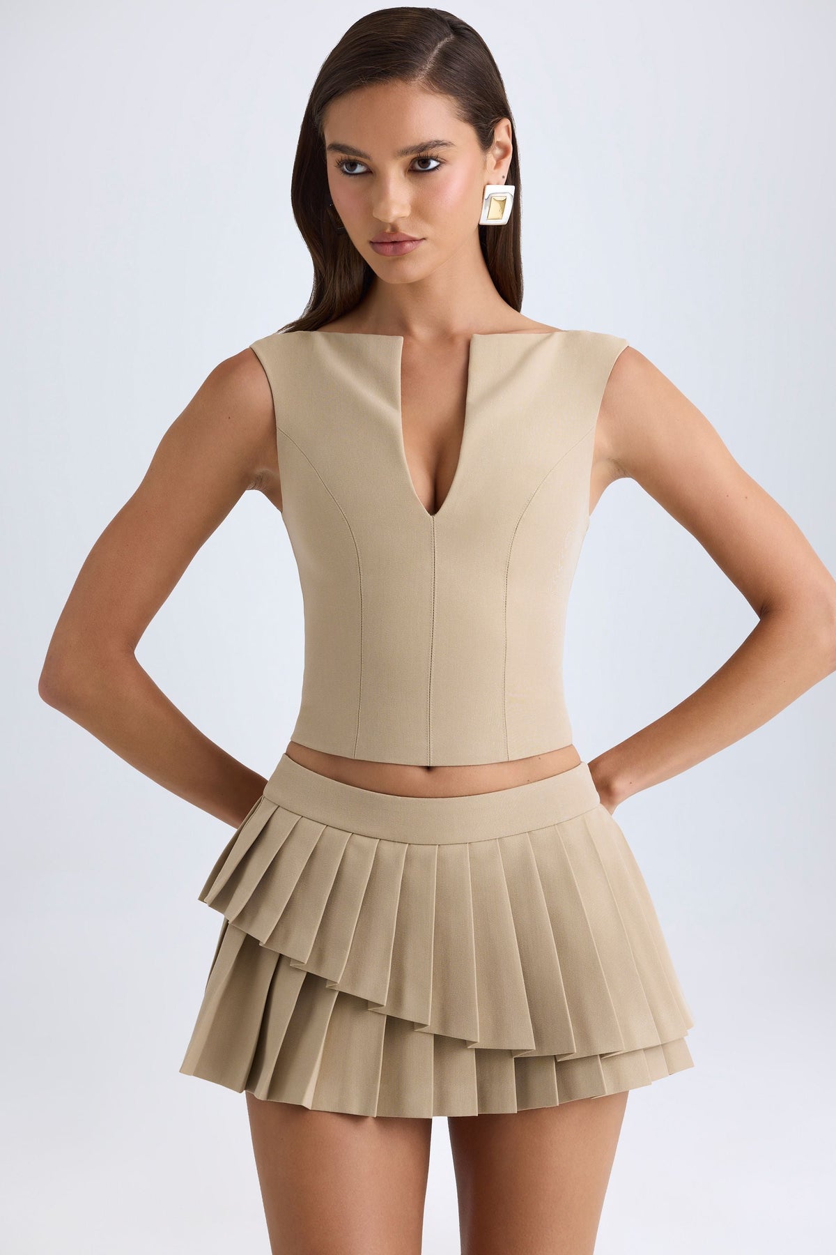 Chic Layered Pleated Low-Rise Mini Skirt in Camel